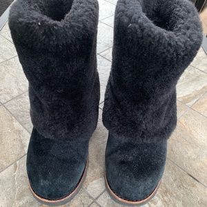 UGG Black Patten Bootie Sz 8